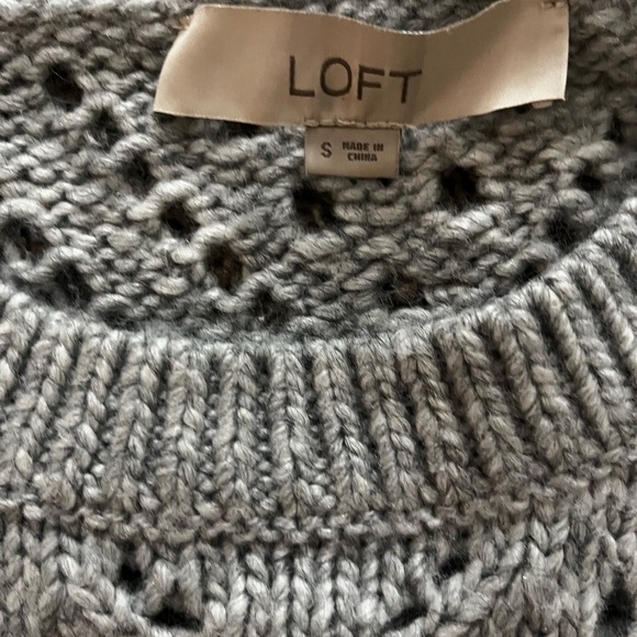 Loft Gray Knit Sweater, Womens Size Small, 10% Wool - Picture 3 of 8
